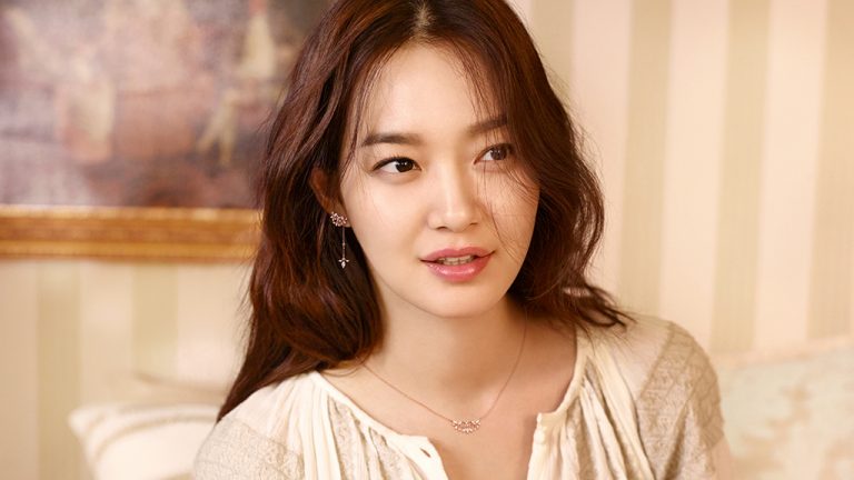 Shin Min Ah ရဲ႕ အခ်စ္ေရး အေျပာင္းအလဲမရွိ