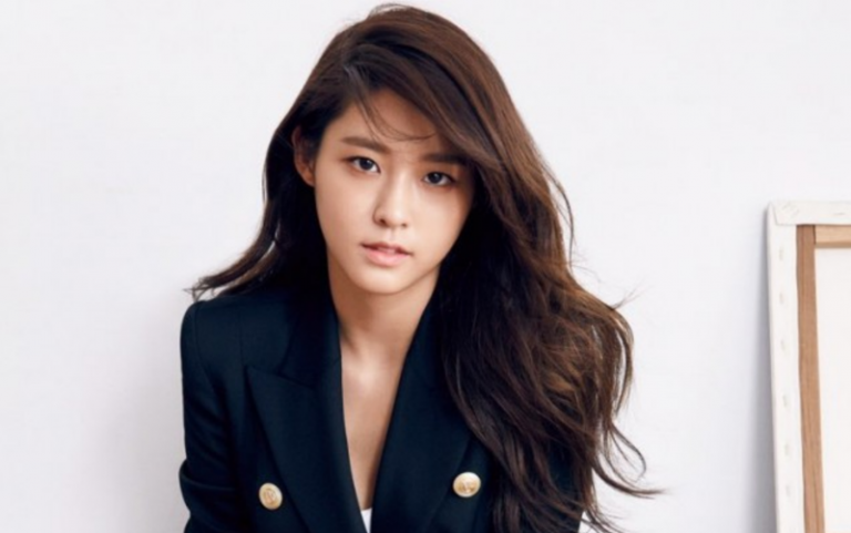 GLAM.D ရဲ႕ေၾကာ္ျငာေမာ္ဒယ္ျဖစ္လာတဲ့ Seolhyun