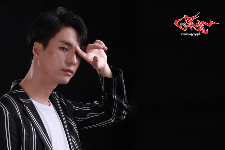 ကိုရီးယား ေမာ္ဒယ္လ္Seo Min Junေရြးခ်ယ္တဲ့ ဖက္ရွင္ဒီဇိုင္း