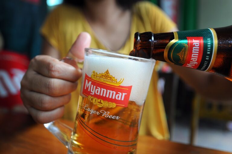 Myanmar Beer ထုတ်လုပ်သည့် မြန်မာဘရူဝါရီကုမ္ပဏီကို မြန်မာ့စီးပွားရေးဦးပိုင် ဖျက်သိမ်းမည်