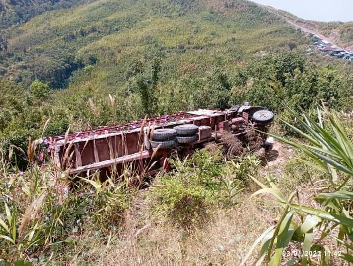 အမ်းမြို့နယ်၌ ဗုဒ္ဓဆင်းတုတော်များပင့်ဆောင်လာသည့် ကားတိမ်းမှောက် ၄ ဦးသေဆုံး