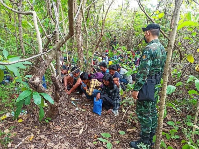 ၂ ရက်အတွင်း ထိုင်းနိုင်ငံသို့တရားမဝင် ဝင်ရောက်ခဲ့သည့် မြန်မာနိုင်ငံသား ၁၅၉ ဦးဖမ်းဆီးခံရ