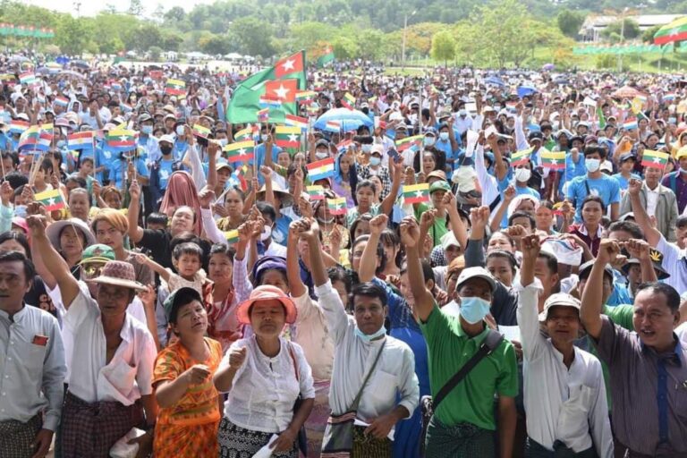 နစက ၏ငြိမ်းချမ်းရေးကြိုးပမ်းဆောင်ရွက်မှုလုပ် ငန်းစဉ်များ ကြိုဆိုထောက်ခံပွဲလူစုနေချိန်၌ ဗုံးပေါက်ကွဲမှုဖြစ်ပွား