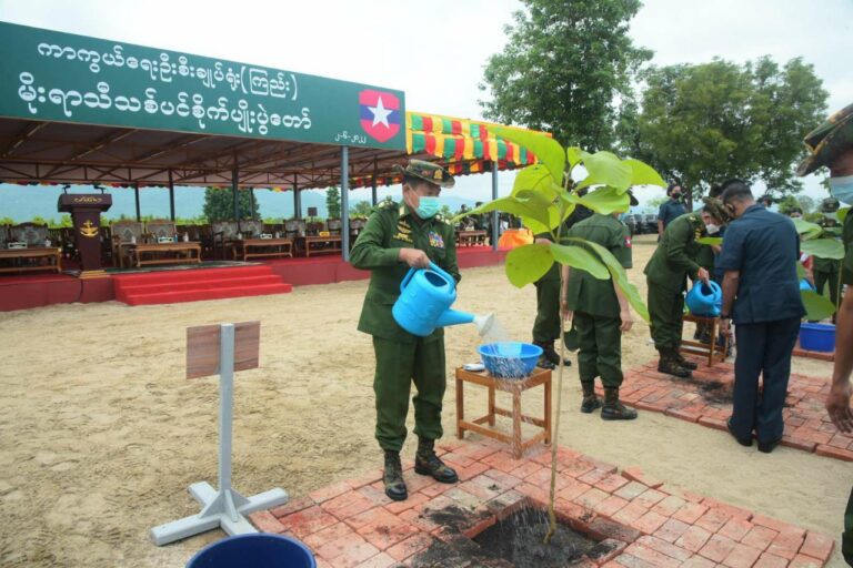 တိုင်းနှင့်ပြည်နယ်အလိုက် ကျေးရွာပိုင်ထင်းစိုက် ခင်းများစိုက်ပျိုးရာတွင် တစ်ပင်စိုက်တစ်ပင်ရှင်စနစ်ဖြင့် ဖြစ်ထွန်းအောင်မြင်စေရန် ပူးပေါင်းဆောင်ရွက်ရမည်