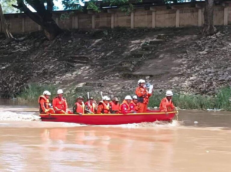 သဘာဝဘေးအန္တရာယ်နှင့် ရေဘေးအန္တရာယ်အတွက်သဏ္ဍာန်တူဇာတ်တိုက်လေ့ကျင့်မှုပြုလုပ်