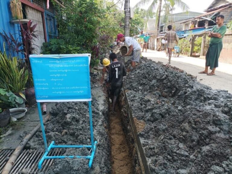 သာကေတမြို့နယ်ရှိ ၄/တောင်ရပ်ကွက်၌ ရေပေးဝေရန် DMA Network လုပ်ငန်းများဆောင်ရွက်