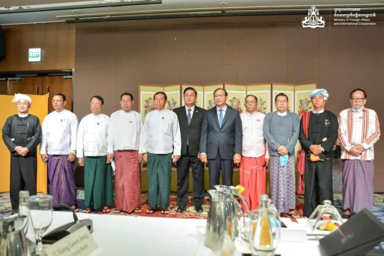 ဖက်ဒရယ်ပြည်ထောင်စု ပေါ်ပေါက်ရေး ရည်မှန်းချက်ထား လုပ်ဆောင်နေဟု အာဆီယံ ကိုယ်စားလှယ်အား ဦးသန်းဌေးပြော