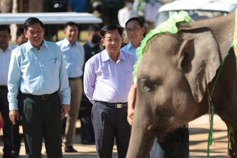 ပြင်ဦးလွင်မြို့ရှိ ပွဲကောက်ရေတံခွန်အပန်းဖြေစခန်းတွင် အရှည် ၅၅၄ မီတာရှိ Sky Cable တည် ဆောက်လျက်ရှိ