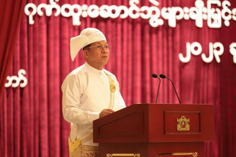 နစက ဥက္ကဋ္ဌမှ (၇၅)နှစ်မြောက် စိန်ရတုလွတ်လပ် ရေးနေ့အထိမ်းအမှတ် ဂုဏ်ထူးဆောင်ဘွဲ့ရသူ များအား ဒုတိယနေ့အဖြစ် ချီးမြှင့်အပ်နှင်း