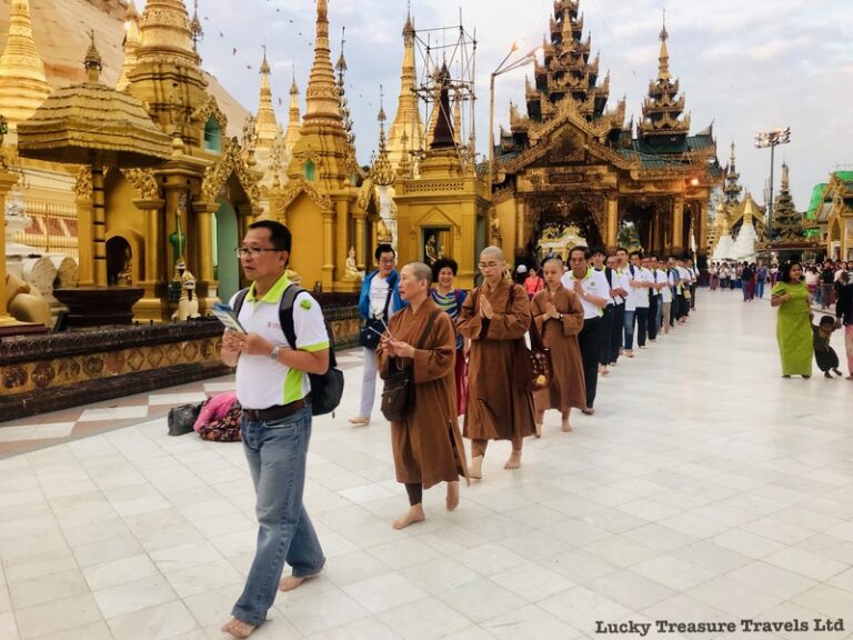 ပြည်ပခရီးသွားတွေအတွက် ဖြေလျှော့မှုများပြုလုပ်သင့်ဟုဆို