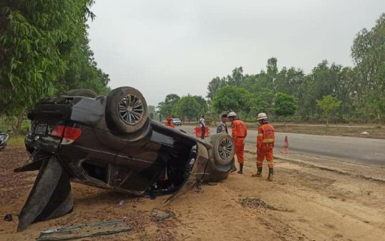 ဥသျှစ်ကုန်းအမြန်လမ်းမီးသတ်စခန်းအပိုင်တွင် ယနေ့နံနက်က မိနစ်ပိုင်းသာခြား၍ ယာဥ်မတော်တဆမှု ၂ ခုဖြစ်ပွားခဲ့ ထိခိုက်သူမရှိ