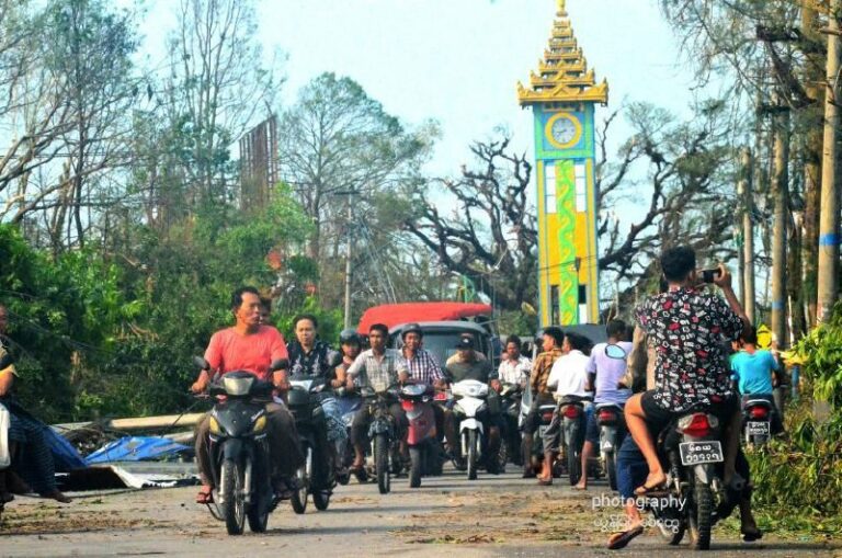 မုန်တိုင်းကြောင့် ပျက်စီးခဲ့သည့် ရခိုင်ပြည်နယ်အတွင်းမှ လျှပ်စစ်ဓာတ်အားလိုင်းများအား ပြုပြင်ရာတွင် ရာနှုန်းပြည့်ပြီးစီးရန် အနည်းငယ်သာလိုအပ်