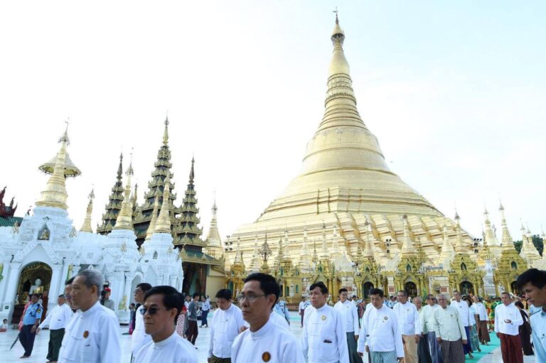 ရွှေတိဂုံစေတီတွင် နယုန်လပြည့် မဟာသမယ အခါတော်နေ့ကျင်းပ