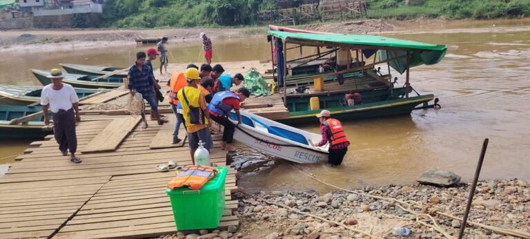 ဖားကန့်ဥရုချောင်းအတွင်း ရေနစ်ပျောက်ဆုံးခဲ့သည့်လူင ယ်နှစ်ဦး၏အလောင်းပြန်တွေ့