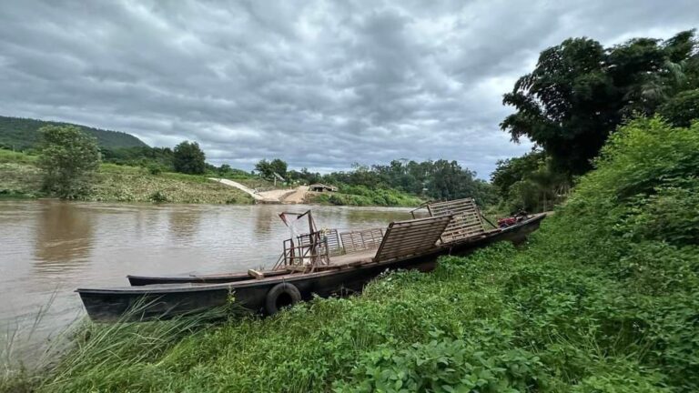 ယနေ့ စဉ့်အင်ဖောင်ဆိပ် ယာယီ ပိတ်ထား၊ မန္တလေး – လားရှိုးသွားလမ်းပိုင်းအား ယာပြင်-ဘန့်ဘွေးလမ်းအား အသုံးပြု သွားလာနေ