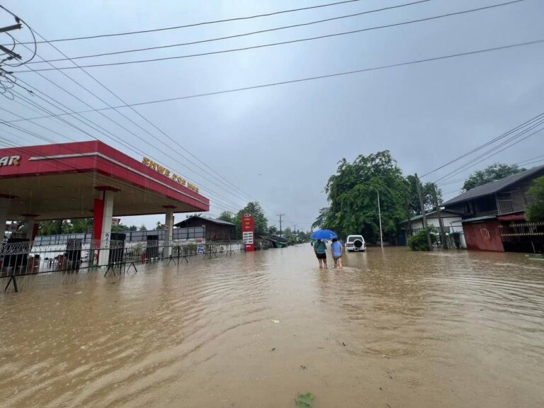 မြစ်ကြီးနားတွင် ရေပြန်ကျသွားပြီဖြစ်သော်လည်း စက်သုံးဆီစျေးမြင့်တက်နေ