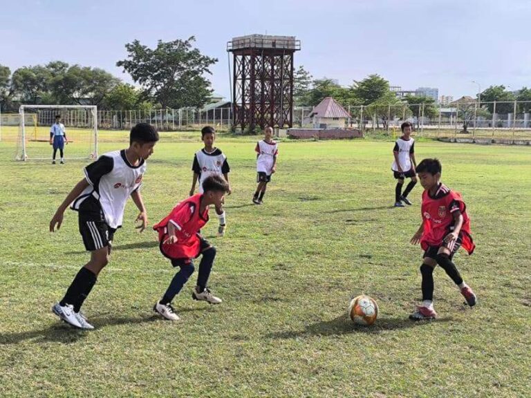 U-12 အသင်းဖွဲ့စည်းရန် ရန်ကုန်နှင့် မန္တလေးမှ လူငယ်ကစားသမား (၂၀၀)ကျော် လာရောက်ရွေးချယ်ခံ