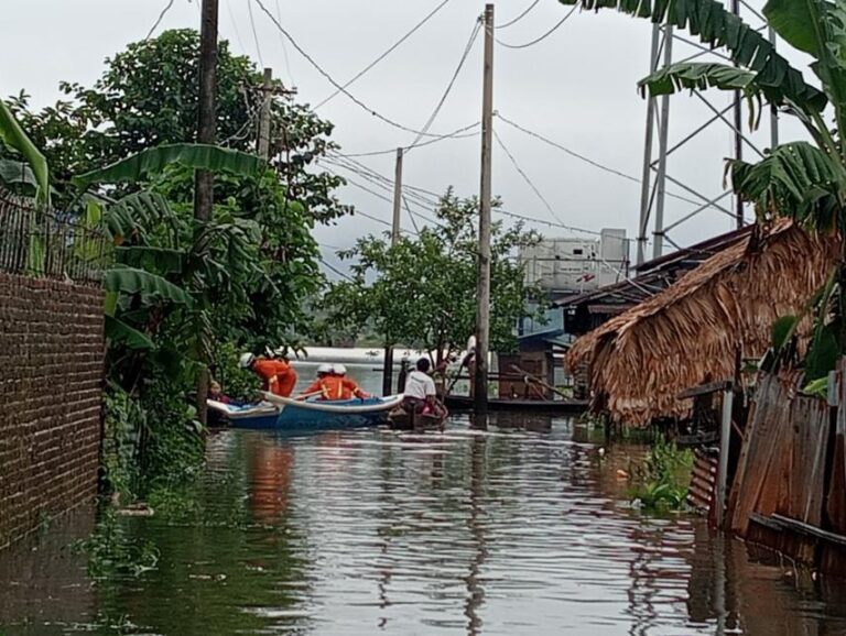 ဘီးလင်းတွင် ဘီးလင်းမြစ်ရေ မြင့်တက်ဝင်ရောက်မှုကြောင့် ကယ်ဆယ် ရွှေ့ပြောင်းရေးလုပ်ငန်းများ လုပ်ဆောင်နေရ