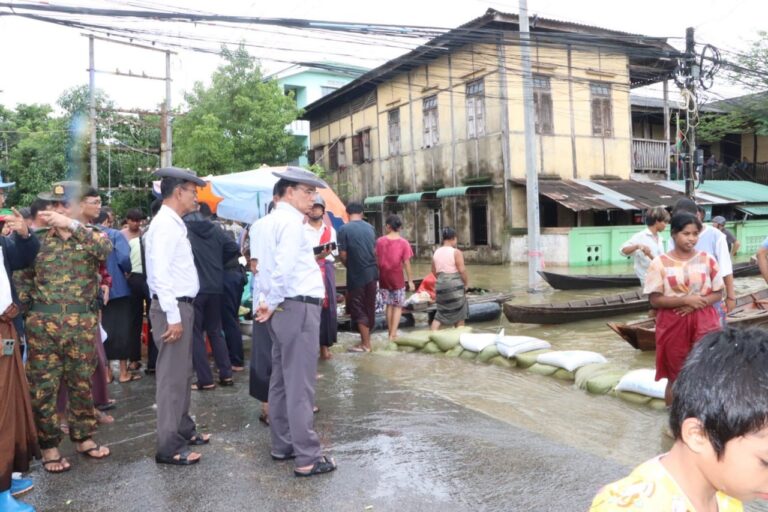 ပဲခူးမြို့အတွင်း ရေဘေးရှောင် လူဦးရေ (၂၅၀၀၀)ကျော်ရှိလာသောကြောင့် ရေဘေးကာကွယ်ရေးလုပ်ငန်းများ အချိန်နှင့် တပြေးညီ လုပ်ဆောင်ရန် တိုင်းဝန်ကြီးချုပ် လမ်းညွှန်မှာကြား