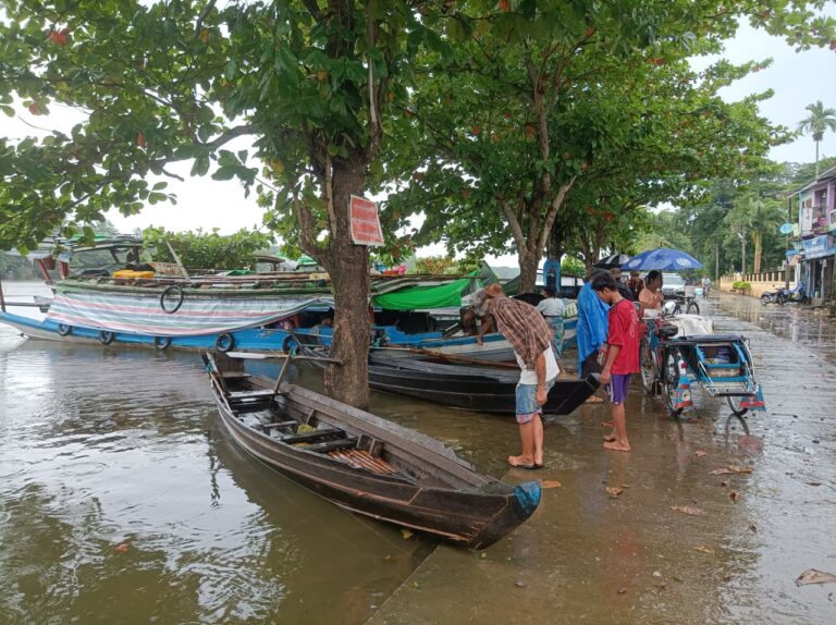 ကျောင်းကုန်းမြို့နယ်တွင် ရေကြီး၍ ပိတ်ထားရသည့် ကျောင်းများအနက်မှ (၉၄)ကျောင်း ပြန်ဖွင့်