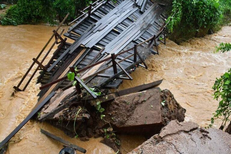 အစိုးရနှင့် ဌာနဆိုင်ရာများ ရုံးစိုက်သည့် နေပြည်တော်လို နေရာ၌ပင် ရေကြီးရေလျှံမှုများ ဖြစ်ပေါ်နေ