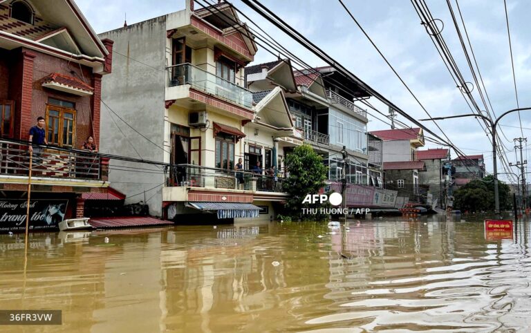 တိုက်ဖွန်း ယာဂီကြောင့် ဗီယက်နမ်မှာ ‌ေ-သဆုံးသူ ၃၀ ကျော်ရှိလာခဲ့ပြီး အဆောက်အုံများပျက်စီး