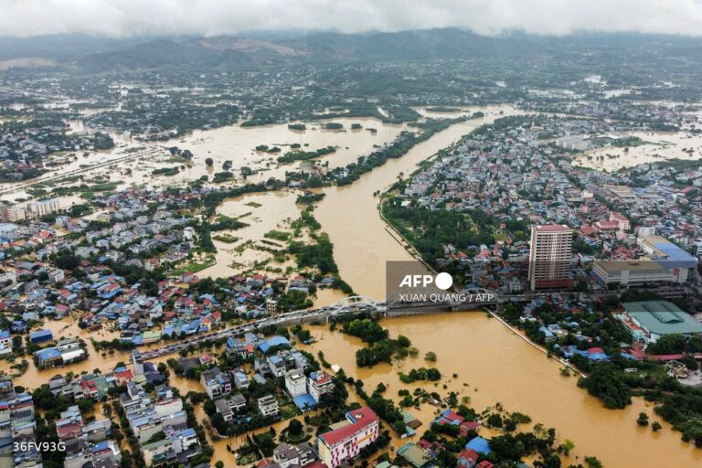 တိုက်ဖွန်းယာဂီကြောင့် ဗီယက်နမ်၌ လူ ၈၀ ထက်မနည်း‌ေ-သဆုံး