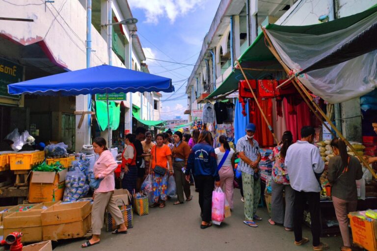 ရှမ်းမြောက်တွင် ကုန်ဈေးနှုန်းများအဆမတန်မြင့်တက်နေ