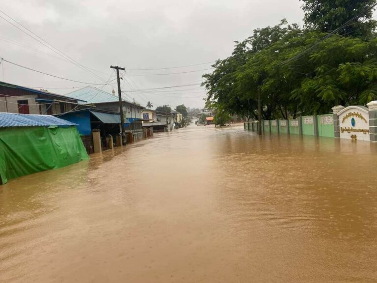 ဟိုပုံးမြို့နယ်အတွင်းရေကြီးနေ၍ အခြေခံပညာစာသင်ကျောင်း(၈)ကျောင်းကိုယာယီပိတ်