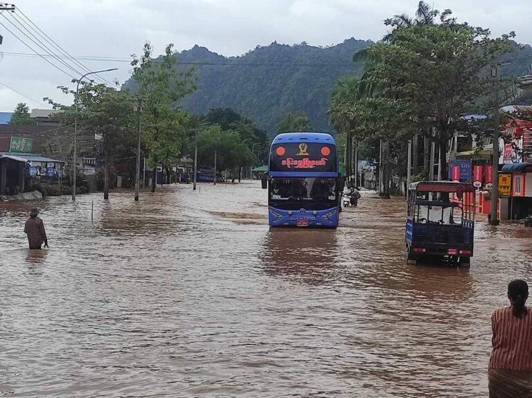 စစ်တောင်းမြစ်ရေအပါအဝင် ပဲခူး ၊ သံလွင်နှင့် ဒုဌဝတီမြစ်‌ရေတို့ စိုးရိမ်ရေမှတ်ရောက်ရှိနေပြီး ဆက်လက်မြင့်တက်ဖွယ်ရှိနေဟု မိုး/ဇလသတိပေး