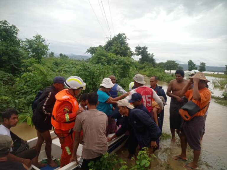 ပဲခူးတိုင်းရှိ မြို့(၄)မြို့၏ ကျေးရွာ (၁၀)ရွာမှ ရေဘေးသင့်ပြည်သူများအား ကယ်ထုတ်ပြီး ကယ်ဆယ်ရေးစခန်းများတွင် စောင့်ရှောက်ထား