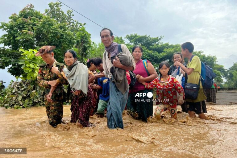 ရေဘေးကြောင့် ‌ေ-သဆုံးဒဏ်ရာရသူများ၊ အိမ်ဆုံးရှုံးသူများကို စာရင်းကောက်ယူ ထောက်ပံ့ပေးသွားမည် ဟုဆို