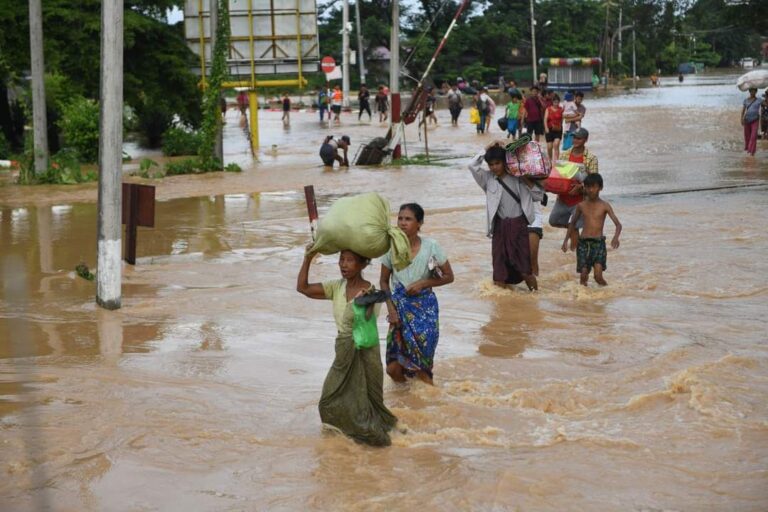 WFP မှ ရေဘေးသင့်ပြည်သူ (၅) သိန်းကို စားနပ်ရိက္ခာများထောက်ပံ့မည်