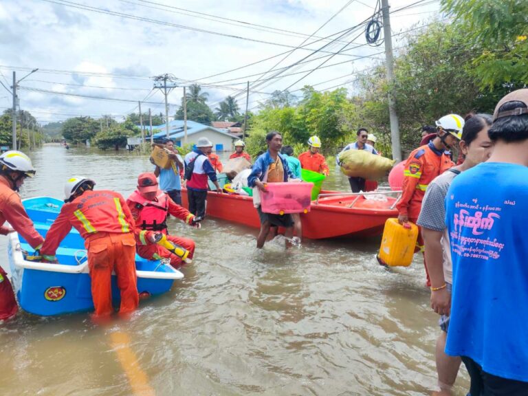 လွိုင်ကော်တွင် ရေကြီးမှု ထပ်မံဖြစ်ပါက လူနှင့် တိရိစ္ဆာန်များ ‌ေ-သဆုံး၊ ပျောက်ဆုံးမှု မရှိစေရေး ကယ်ဆယ်ရေး လုပ်ငန်းများဆွေးနွေး