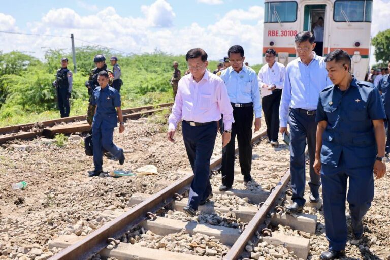 ရထားလမ်းများကို ရေရှည်တည်တံ့ခိုင်မြဲရေး၊ အရည်အသွေးပြည့်မီရေး ဦးစားပေး၍ ပြုပြင်ရန် နစက ဥက္ကဋ္ဌမှာကြား