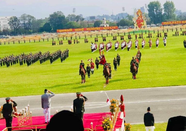 နီပေါတပ်မတော်မှ ဦးစီးကျင်းပသည့် “PHULPATI PARADE” အခမ်းအနားသို့ မြန်မာသံအမတ်ကြီး တက်ရောက်