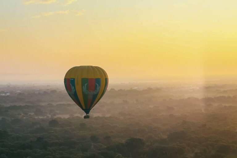 ပုဂံရှုခင်းများကြည့်ရန် Balloons များ စတင်ပျံသန်းတော့မည်